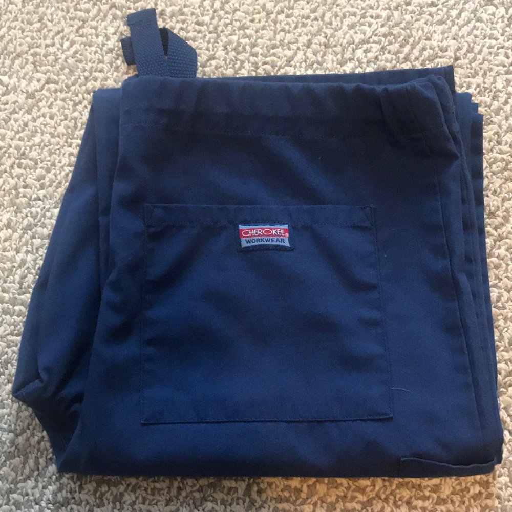 COPY - •2 FOR $10• 
Navy Blue Cherokee Scrub SET